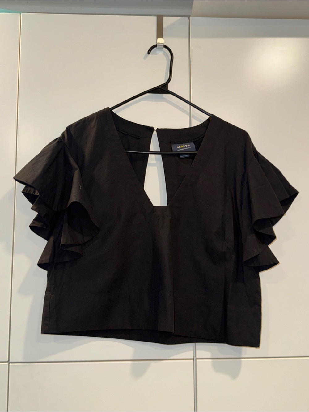 Like New Anthropologie Black V-Neck Ruffle Sleeve Top szS